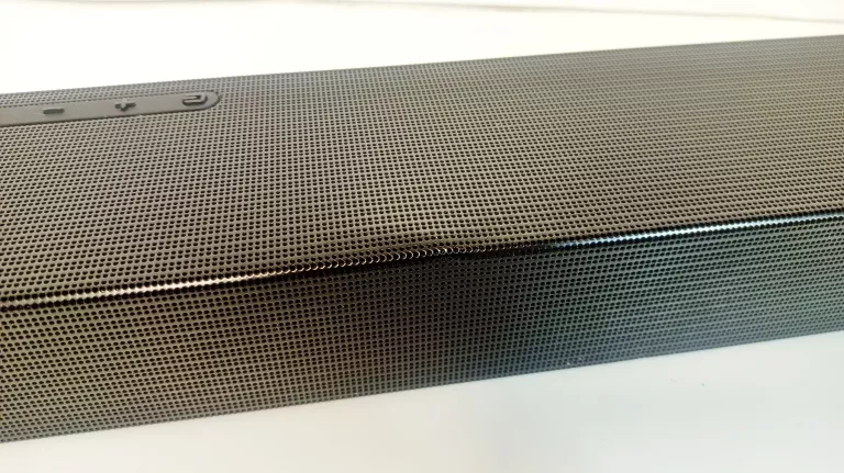 SOUNDBAR SAMSUNG HW-Q64B/ZG / PILOT / OKABLOWANIE