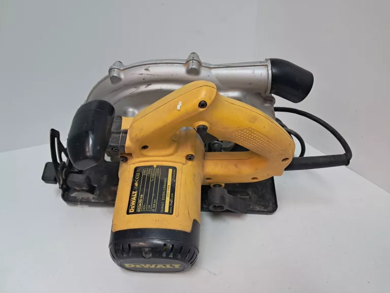 PILARKA TARCZOWA DEWALT D23620-GB