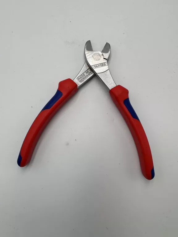 SZCZYPCE TNĄCE BOCZNE KNIPEX 74 05 180