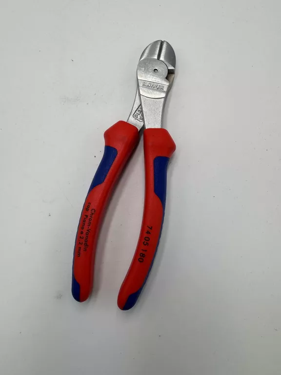 SZCZYPCE TNĄCE BOCZNE KNIPEX 74 05 180