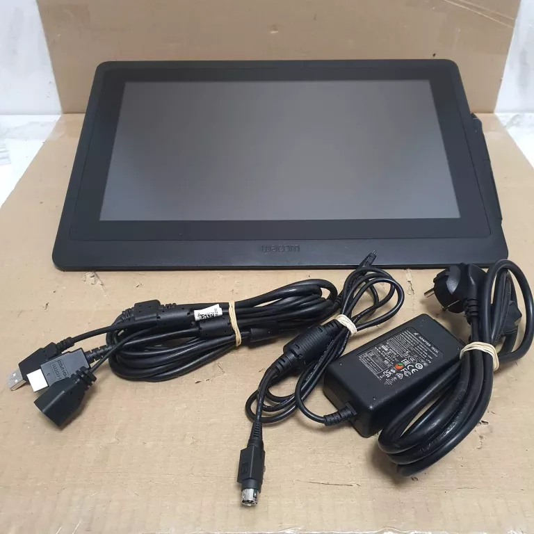 TABLET GRAFICZNY WACOM CINTIQ 16 DTK-1660