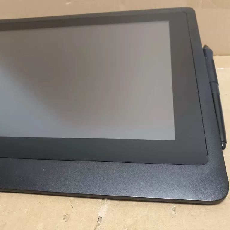 TABLET GRAFICZNY WACOM CINTIQ 16 DTK-1660