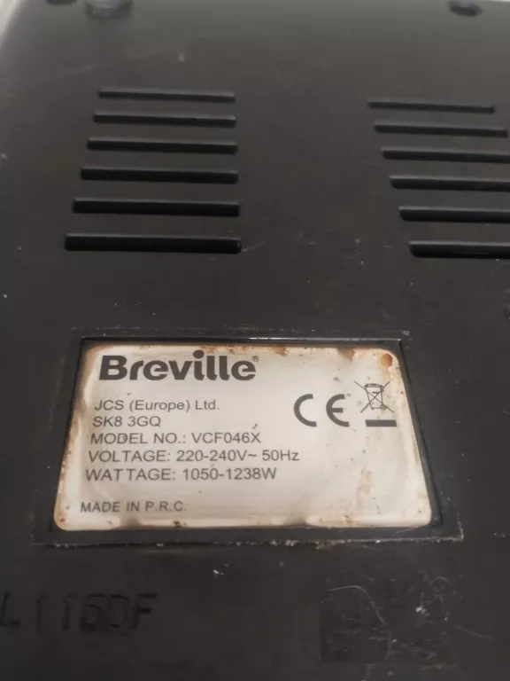 EKSPRESY DO KAWY BREVILLE SK8 3GQ 1050-1238 W