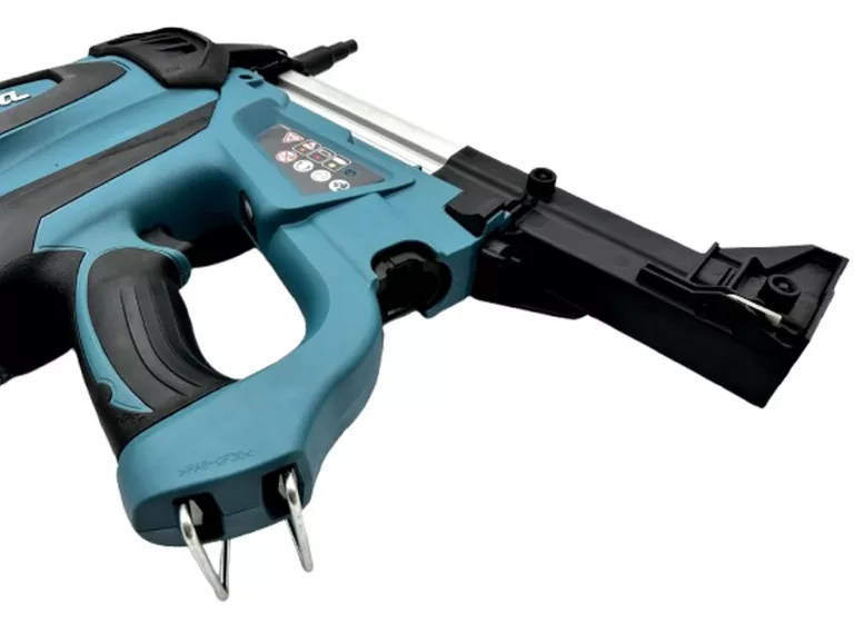 MAKITA GN420CLSE AKUMULATOROWA GWOŹDZIARKA GAZOWA DO BETONU LXT 7.2V 1.5AH