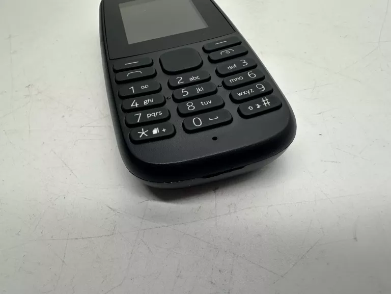 TELEFON KOMÓRKOWY DLA SENIORA NOKIA 105