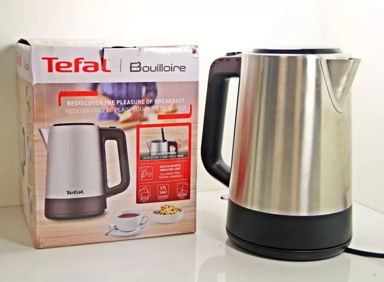 CZJNIK TEFAL BI520D10
