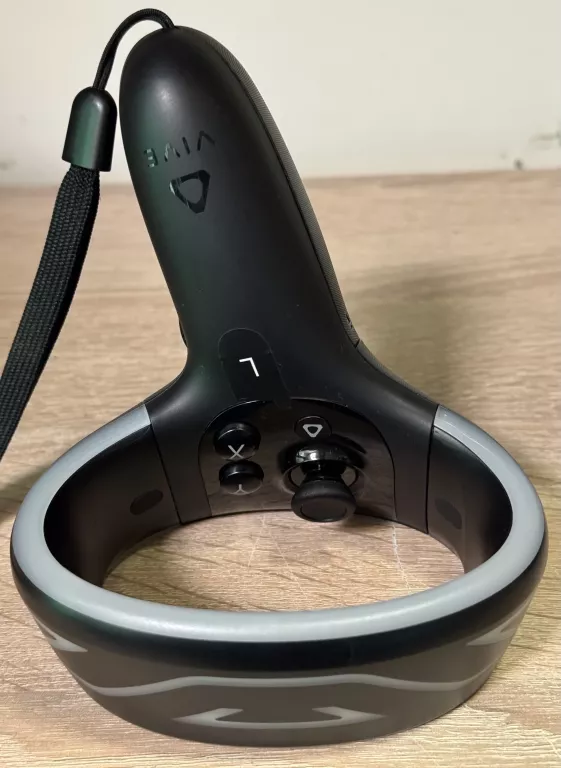 GOOGLE VR HTC VIVE COSMOS KOMPLET - OKABLOWANIE I PADY