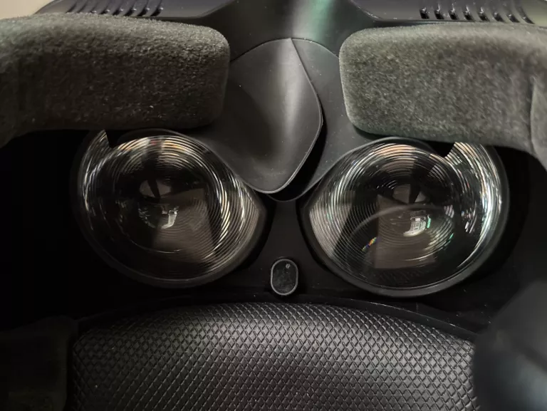 GOOGLE VR HTC VIVE COSMOS KOMPLET - OKABLOWANIE I PADY