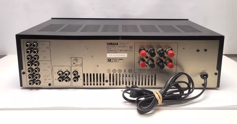 WZMACNIACZ YAMAHA AX-530