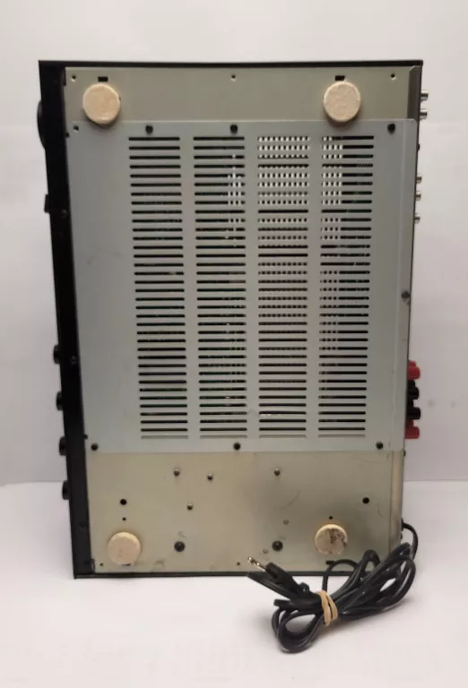 WZMACNIACZ YAMAHA AX-530