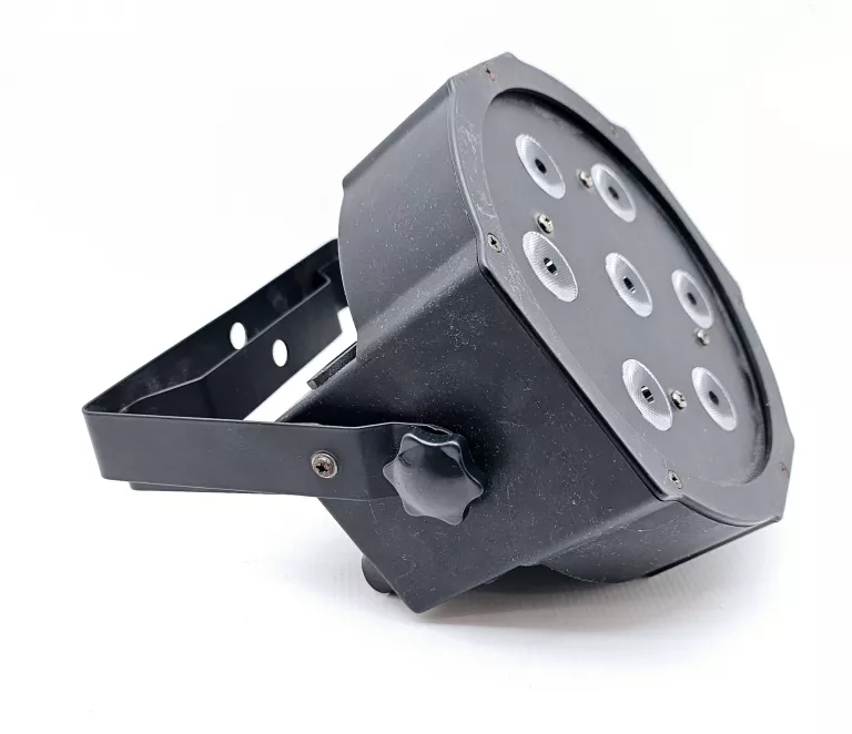 lampa-light4me-flat-tri-par-7-kabel-stan-11323-2