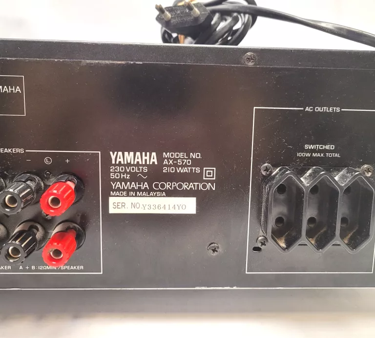 wzmacniacz-yamaha-ax-570-uszkodzony-kolor-718-4