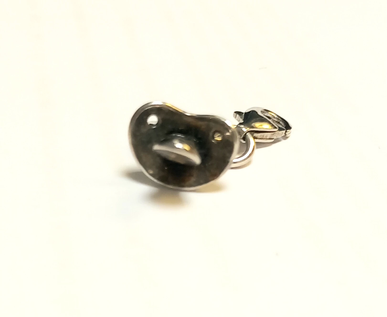 srebro-wyrob-jubilerski-uzywany-zawieszka-smoczek-925188-cechy-207006-4