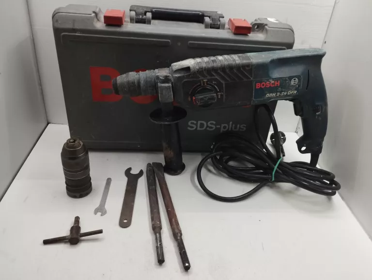 MŁOTOWIERTARKA BOSCH 800W GBH 2-26 DFR + WALIZKA