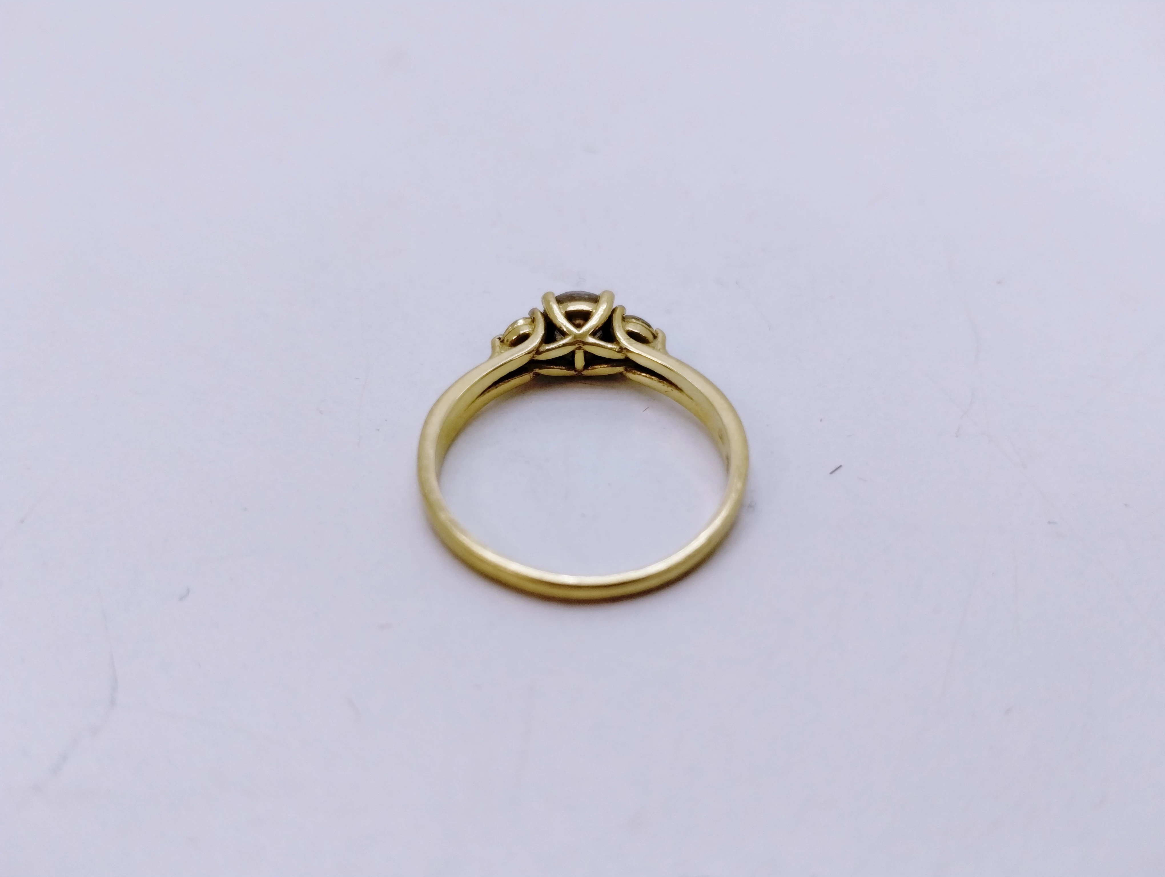 zloty-pierscionek-z-3-cyrkoniami-pr-585252gr14-rozmiarsrednica-wew-mm-372-14