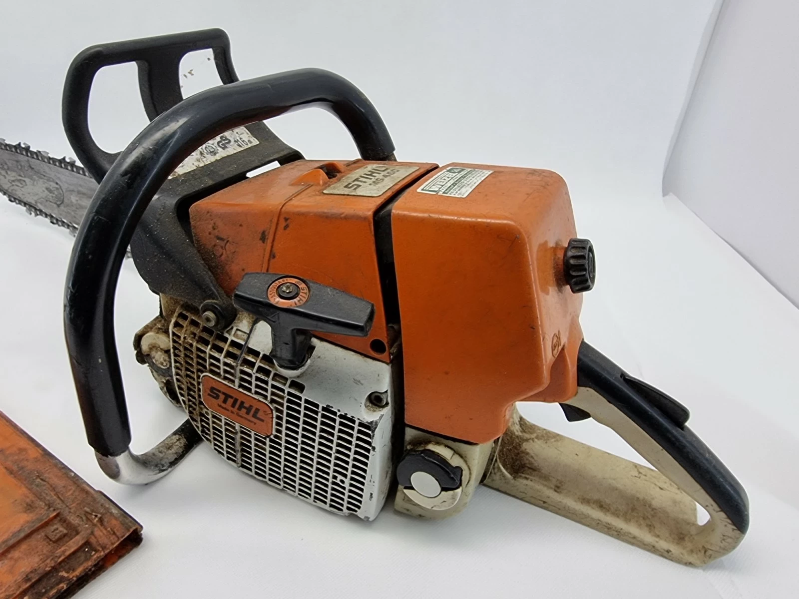 pila-lancuchowa-stihl-ms-460-waga-urzadzenia-1210