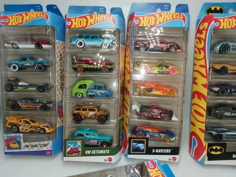 ZESTAW HOT WHEELS 5 SZT RÓŻNE RODZAJE