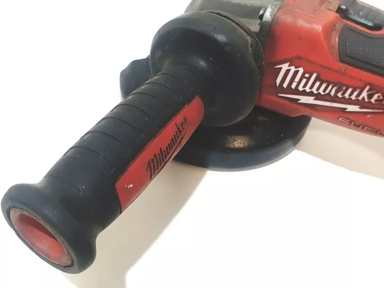 SZLIFIERKA KĄTOWA MILWAUKEE M18 FSAG125X + AKU 5 AH