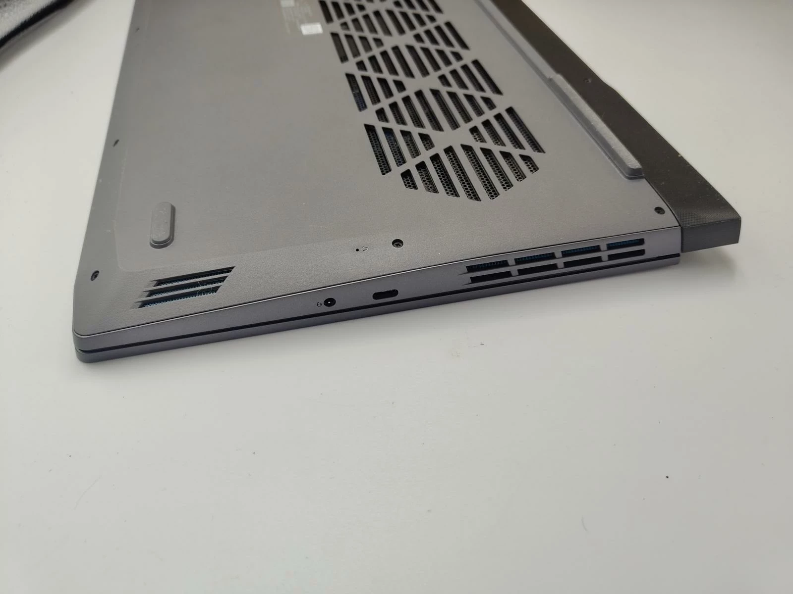 laptop-lenovo-loq-15irh8-rtx-3050-6gb-i5-13420h-16-gb-ram-pudelko-wielkosc-pamieci-ram-200941-2193