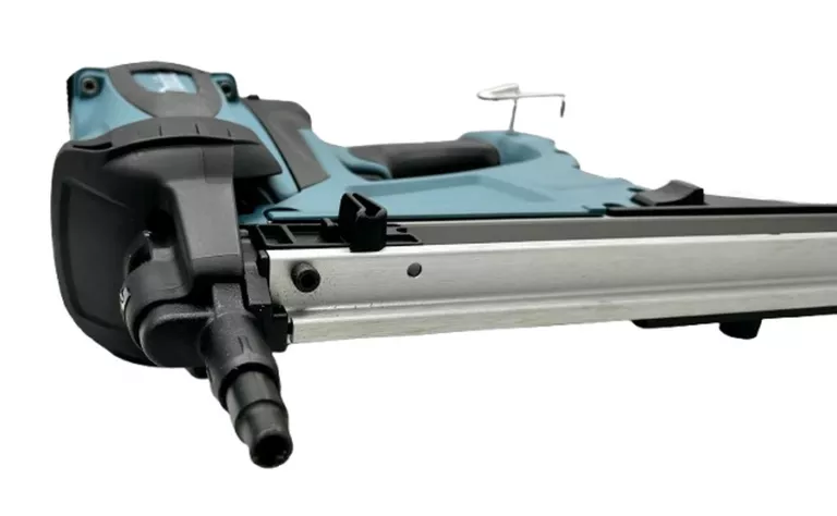 MAKITA GN420CLSE AKUMULATOROWA GWOŹDZIARKA GAZOWA DO BETONU LXT 7.2V 1.5AH
