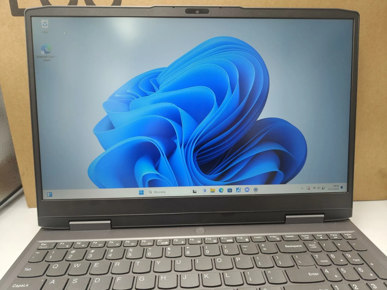 laptop-lenovo-loq-15irh8-rtx-3050-6gb-i5-13420h-16-gb-ram-pudelko-kod-producenta-1s82xv00erpb