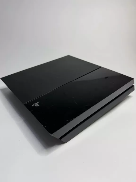 KONSOLA PS4 SLIM CUH-1004A