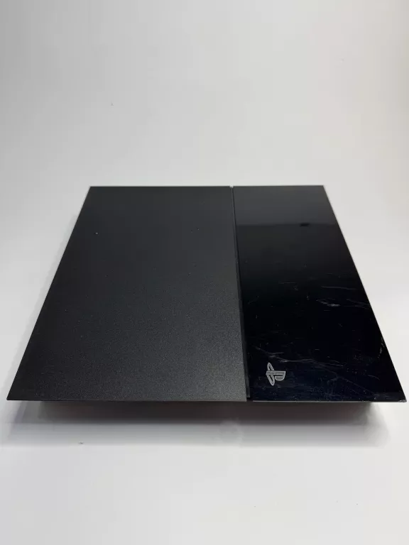 KONSOLA PS4 SLIM CUH-1004A