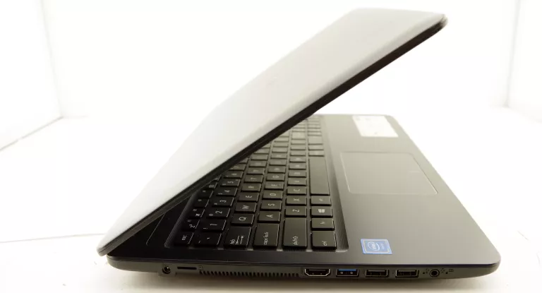 ROZWAŻNY LAPTOP ASUS F543MA 15.6'' FULL HD 4GB/256GB WINDOWS 11