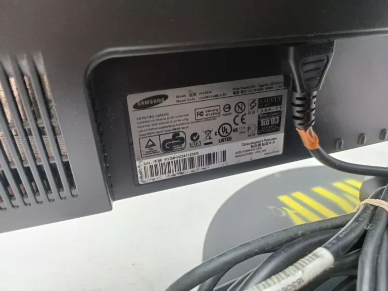 MONITOR SAMSUNG SYNCMASTER 2443 + KABLE
