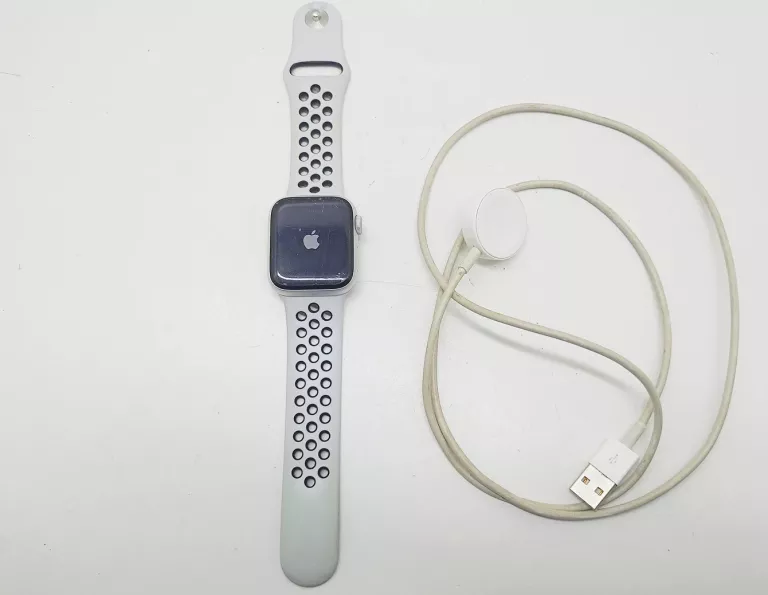 SMARTWATCH APPLE WATCH 4 40MM