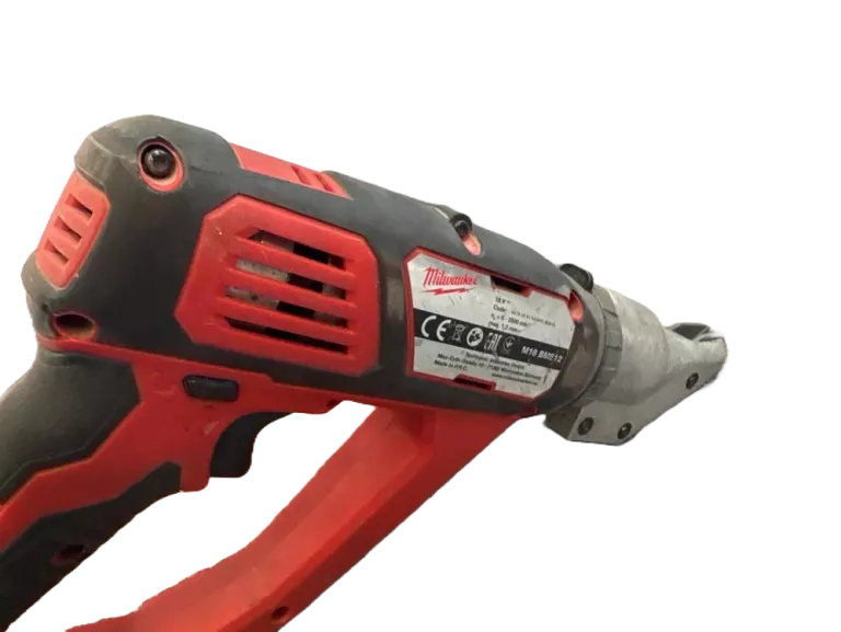 NOŻYCE DO METALU MILWAUKEE M18 BMS12-0