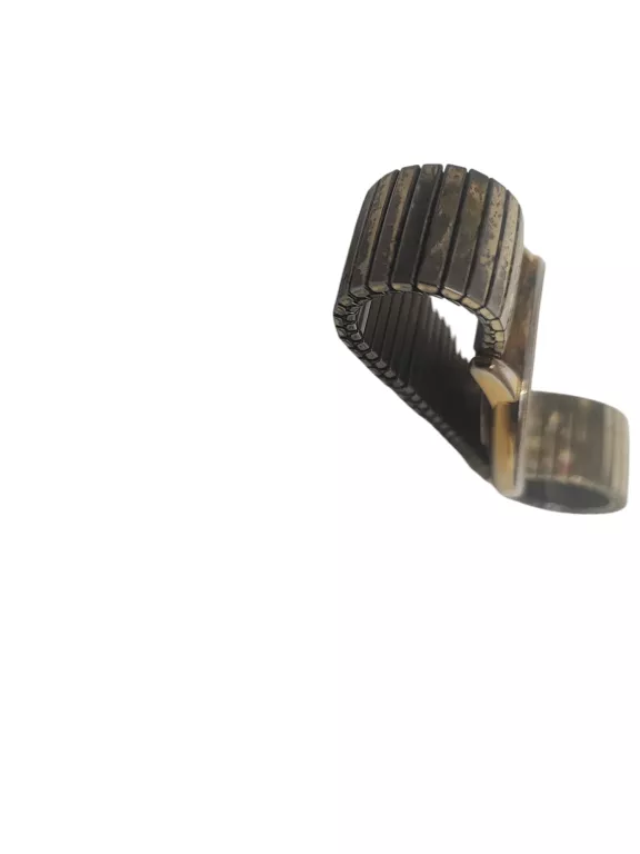 ZEGAREK QQ 3 BAR