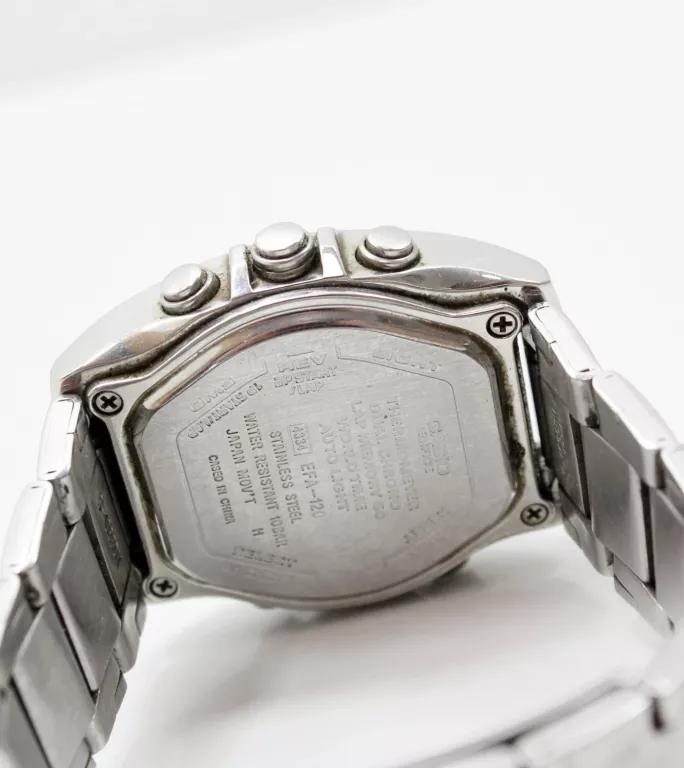 ZEGAREK CASIO EDIFICE EFA-120