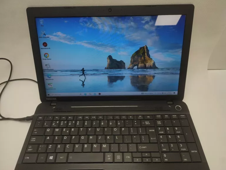 LAPTOP TOSHIBA SATELLITE C50D-A