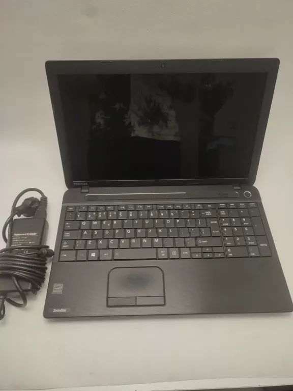 LAPTOP TOSHIBA SATELLITE C50D-A