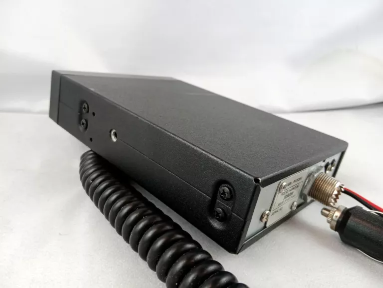 CB RADIO UNIDEN PRO 520 XL