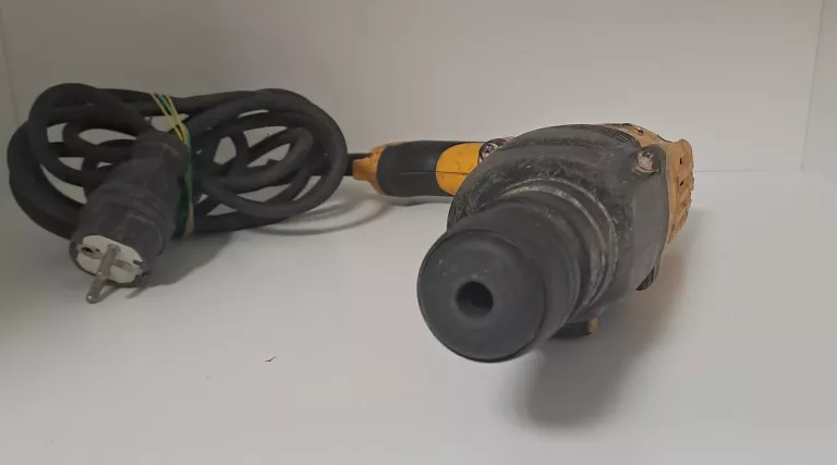 MŁOTOWIERTARKA DEWALT D25013
