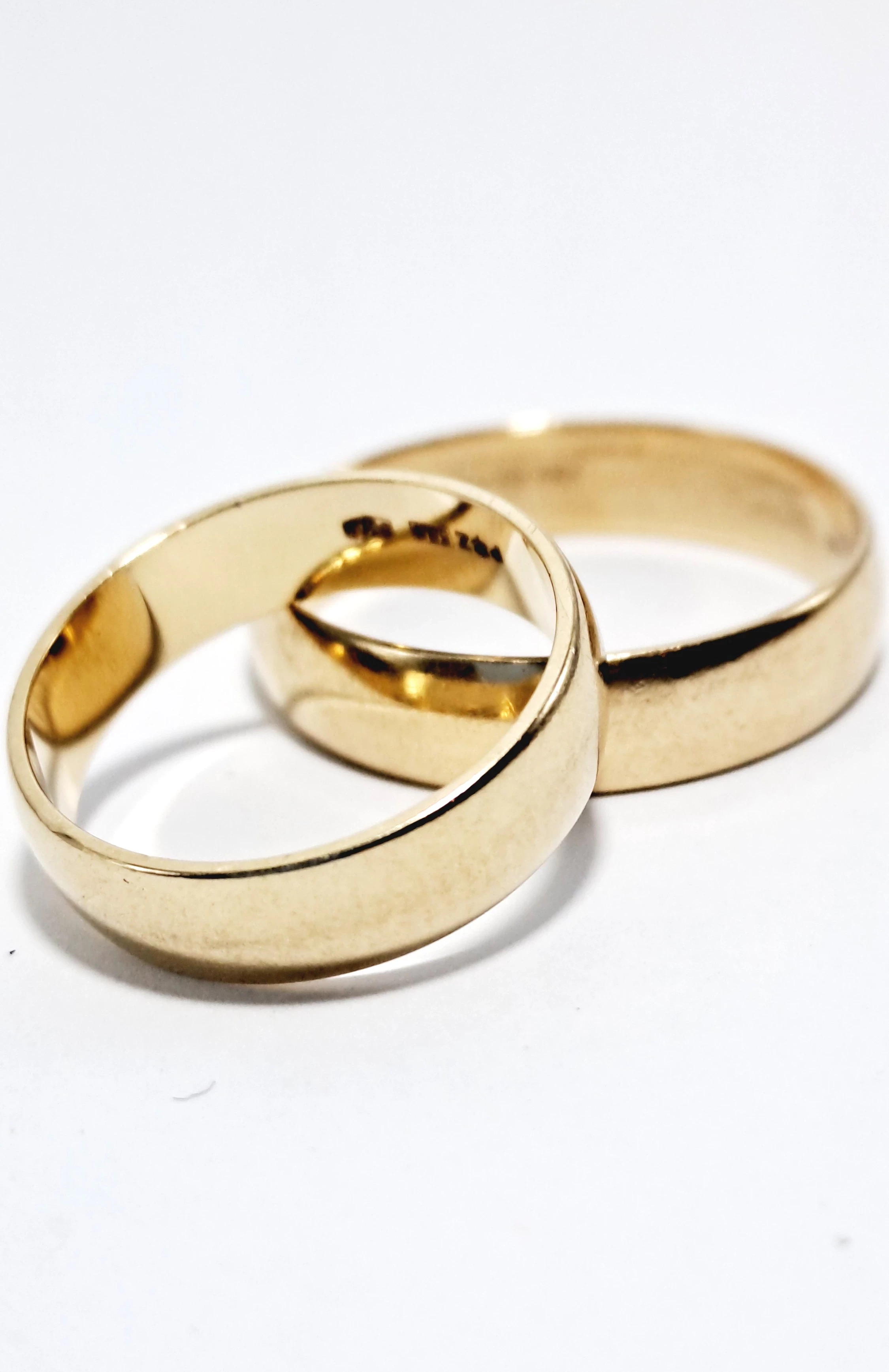 wyrob-jubilerski-uzywany-obraczka-r14-585356-material-15751-2