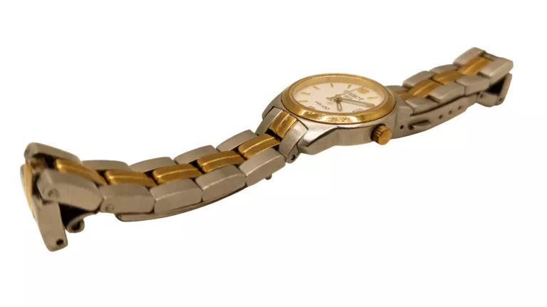 ZEGAREK KWARCOWY TISSOT PR100