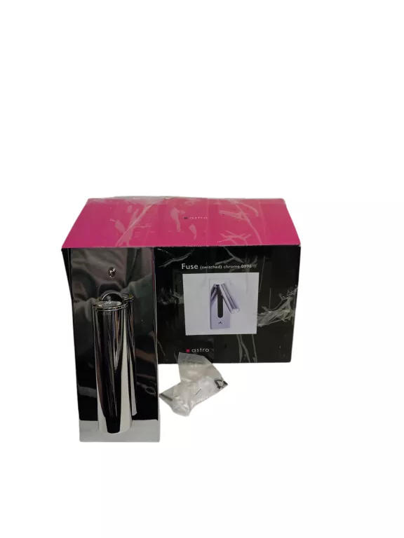 kinkiety-fuse-switched-chrome-0996-plac-imbramowski-121-krakow