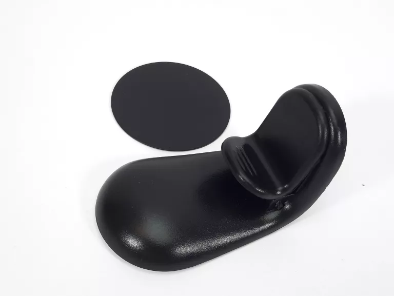 samochodowy-magnetyczny-uchwyt-do-telefonu-maclean-mc-326-kod-producenta-mc-326