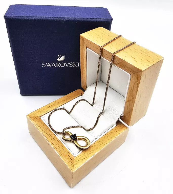 NASZYJNIK Z ZAWIESZKĄ Z KRYSZTAŁAMI SWAROVSKI + PUDEŁKO