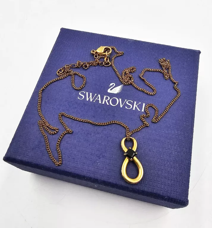 NASZYJNIK Z ZAWIESZKĄ Z KRYSZTAŁAMI SWAROVSKI + PUDEŁKO