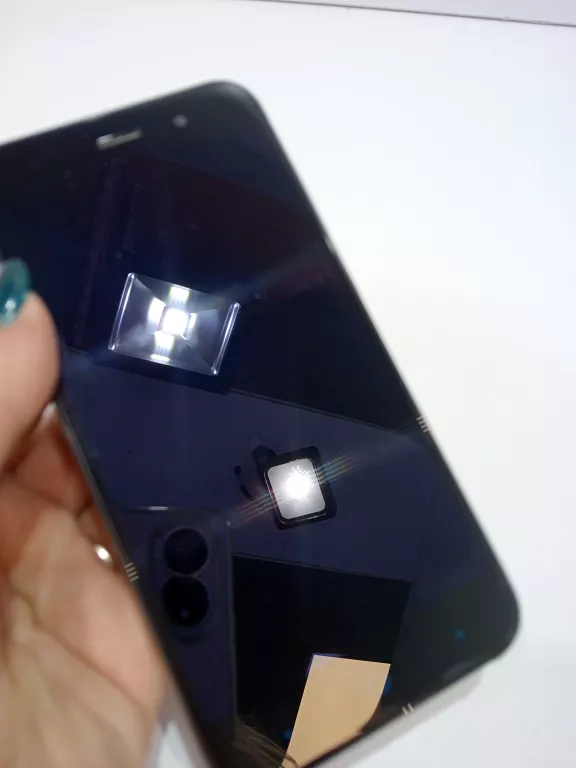 TELEFON ZTE BLADE V6