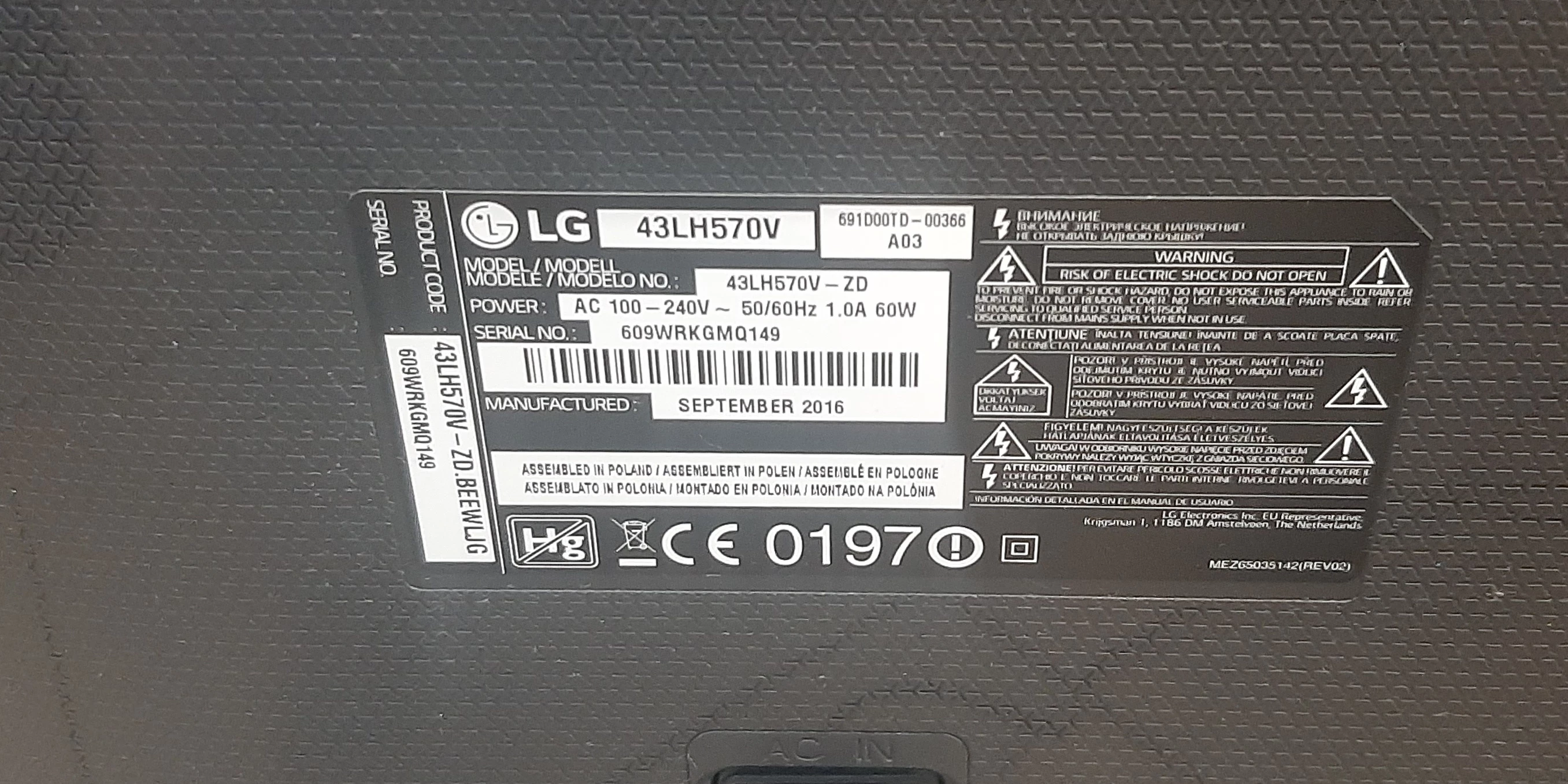 telewizor-lg-lh570v-43-2-piloty-smart-tv-ciemny-ekran-marka-211398-249486