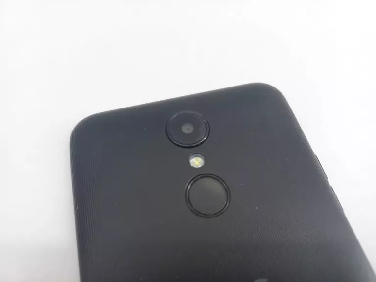 TELEFON LG K4 2017 KOMPLET