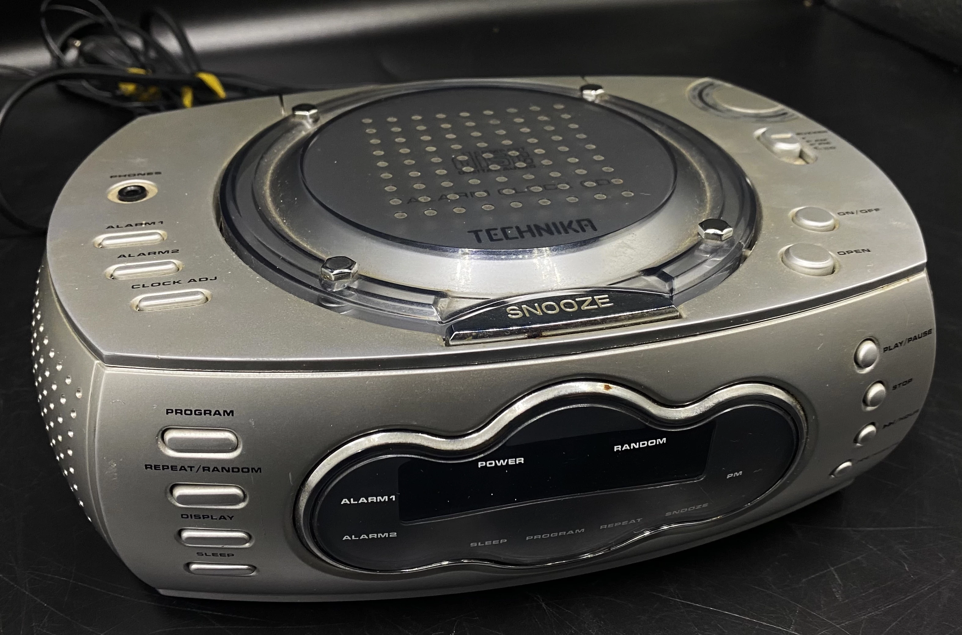 radio-technika-cdcr-108b-budzik-odtwarzacz-cd-ean-gtin-00000000