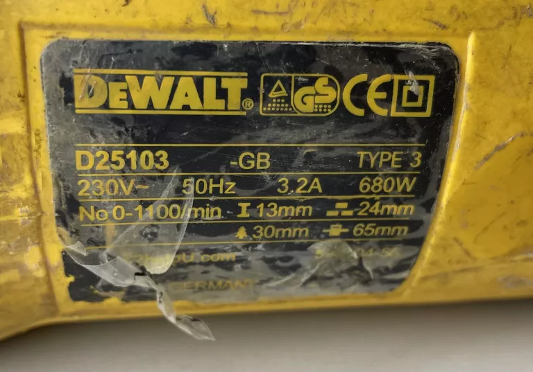 MŁOTOWIERTARKA DEWALT D25103 680W