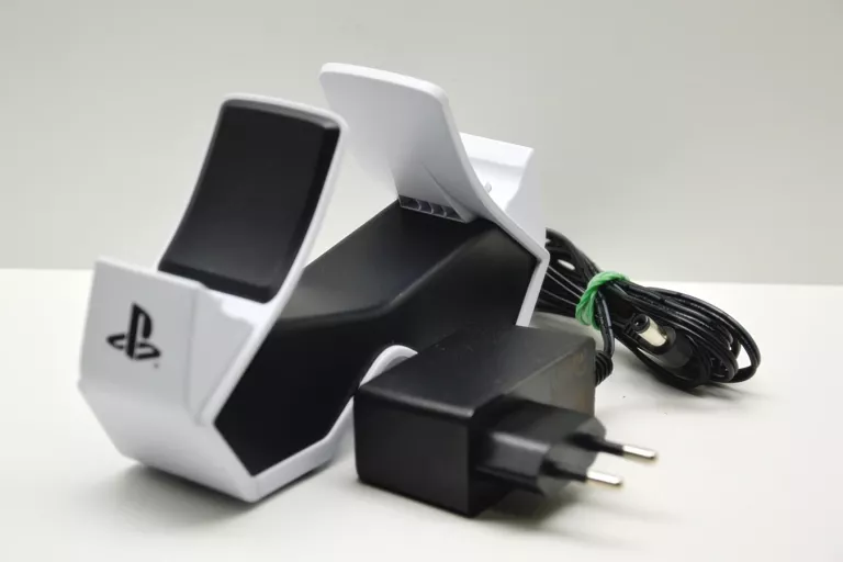 POWERA PS5 LICENCJONOWANA ŁADOWARKA DO PADÓW DUALSENSE 1522855-01 STACJA