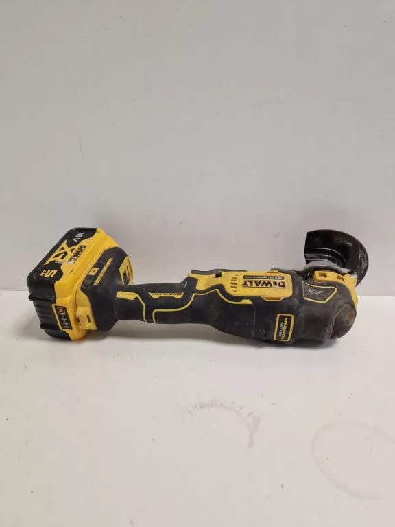 NARZĘDZIE WIELOFUNKCYJNE DEWALT DCS356